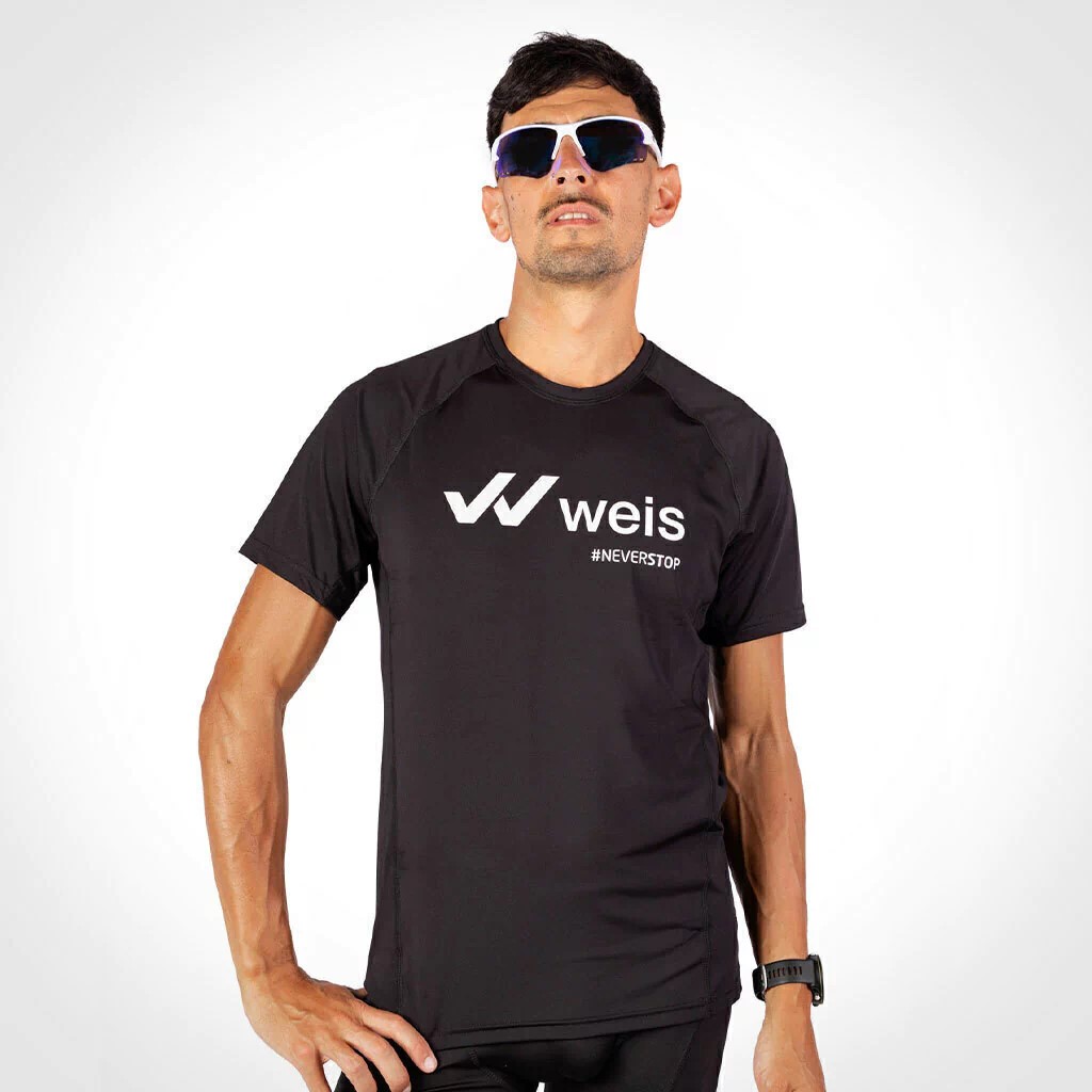 Remera Hombre Roots / NEGRA