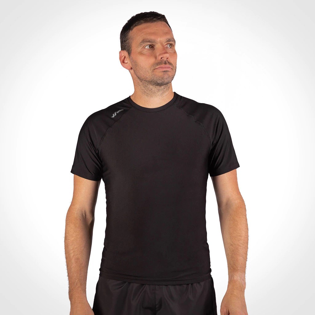 Remera Termica Manga Corta Hombre Flow NEGRA